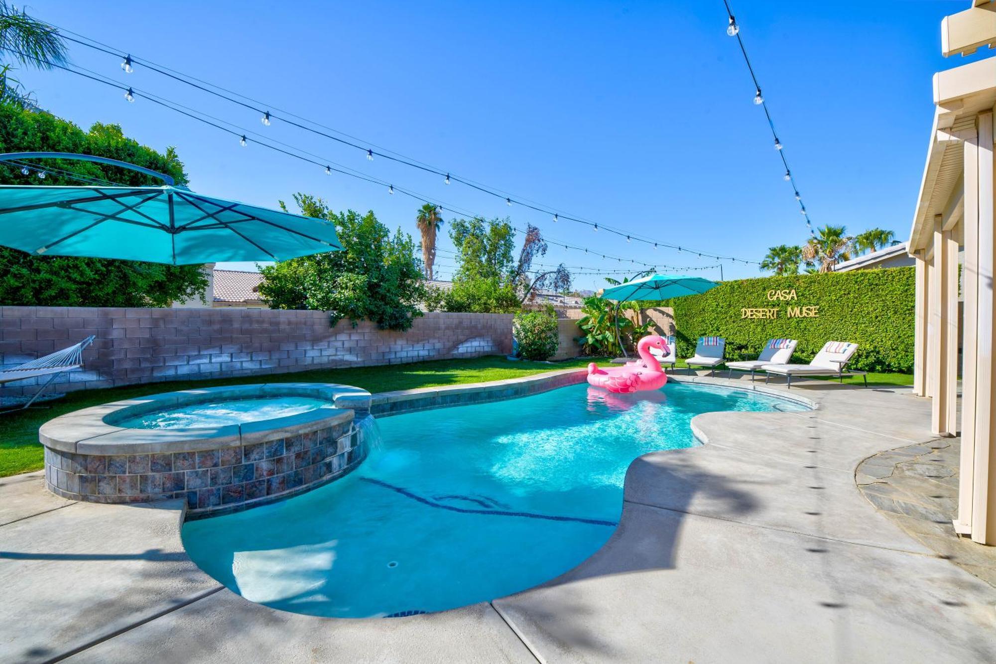 Casa Desert Muse With Heated Pool Spa Firepit Mini Golf And Games インディオ エクステリア 写真